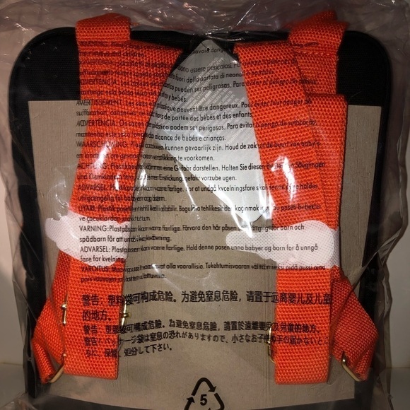 Coco Loungefly Canvas Backpack - Picture 7 of 7